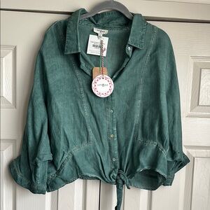 Umgee Green Button-Up Blouse